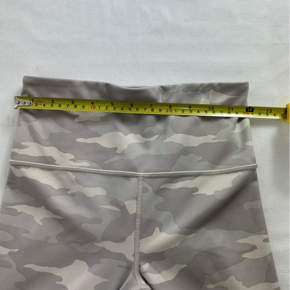 Athleta Elation 7/8 Tight Camo Leggings Women’s Size XS Tan‎ Beige - Picture 10 of 14